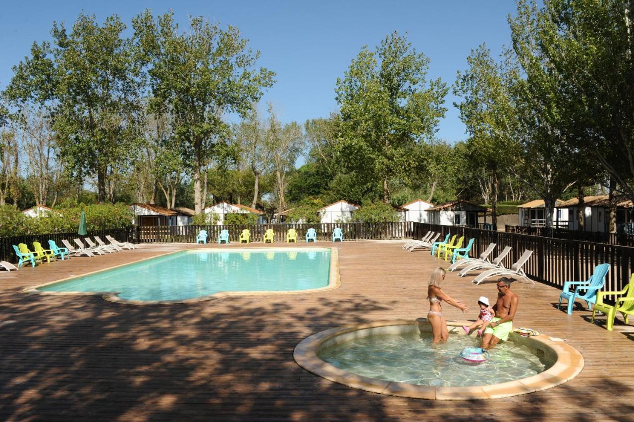 Camping La Dune Vias Luaran gambar
