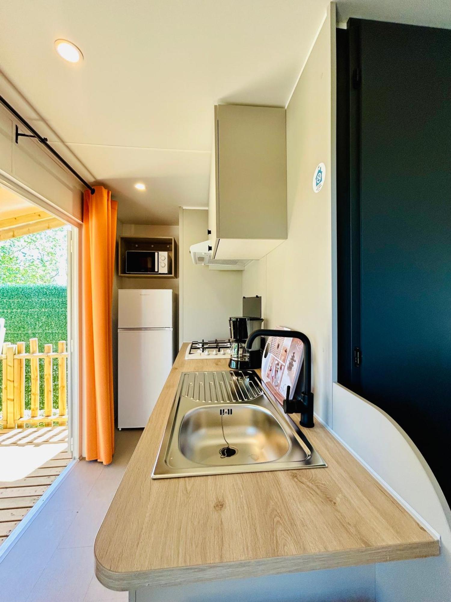Camping La Dune Vias Luaran gambar